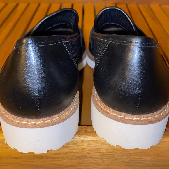 Franco Sarto Celeste Black Loafers Size 6 New Sample shoe Excellent Condition - Picture 3 of 6